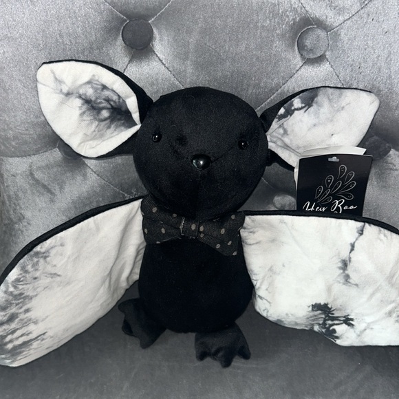 Bat plush - Picture 2 of 4